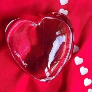 Heart-Shaped Glass Paper Weight For Sale Accent